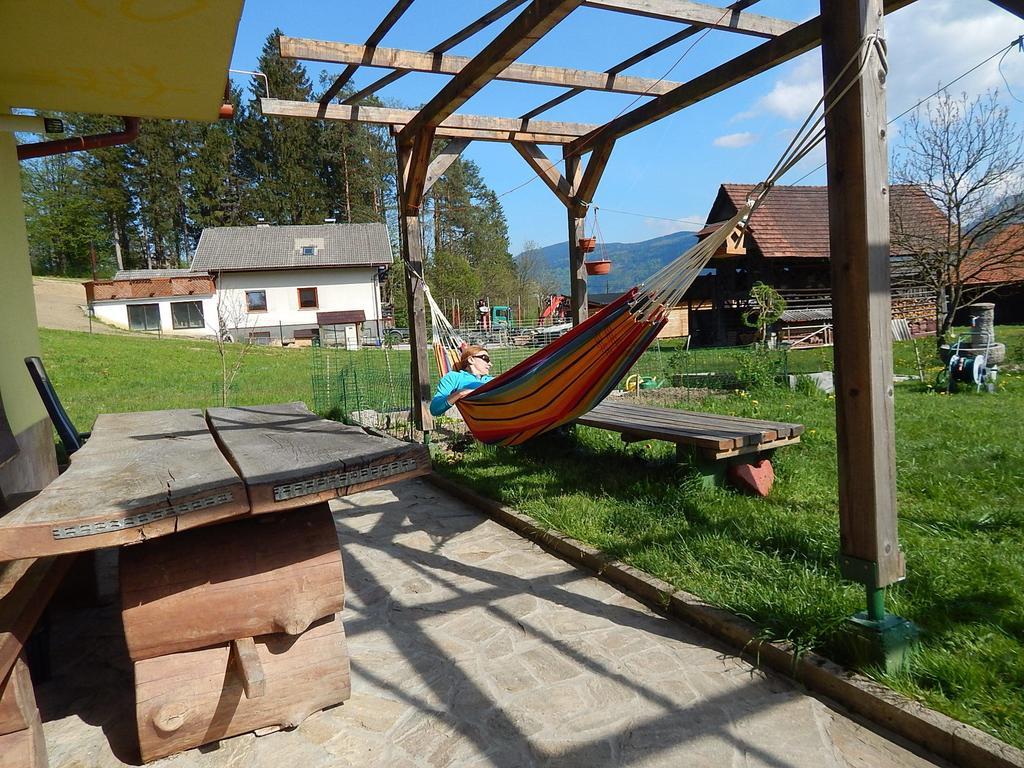 Sunny Holiday House B&B Ljubno Екстер'єр фото